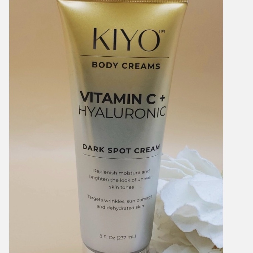 Vitamin C + Hyaluronic Dark Spot Cream - Gold body creams New